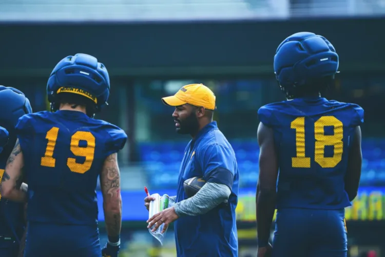 WVU’s big athletic freshman CB Vincent Smith is already gaining excitement
